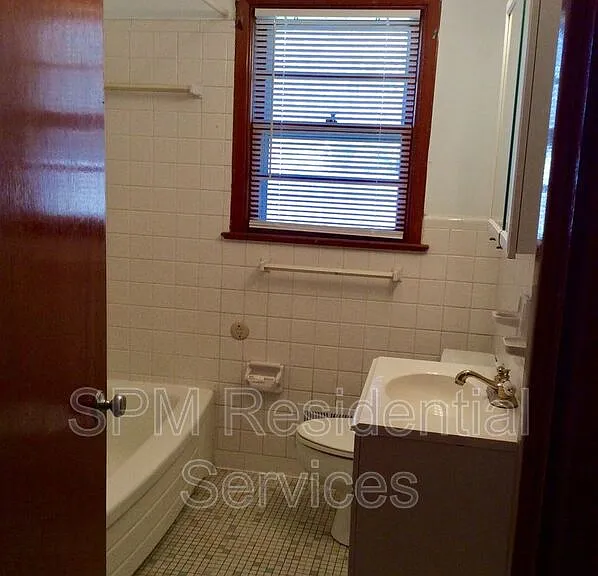 4209 McClelland Dr — Photo 10