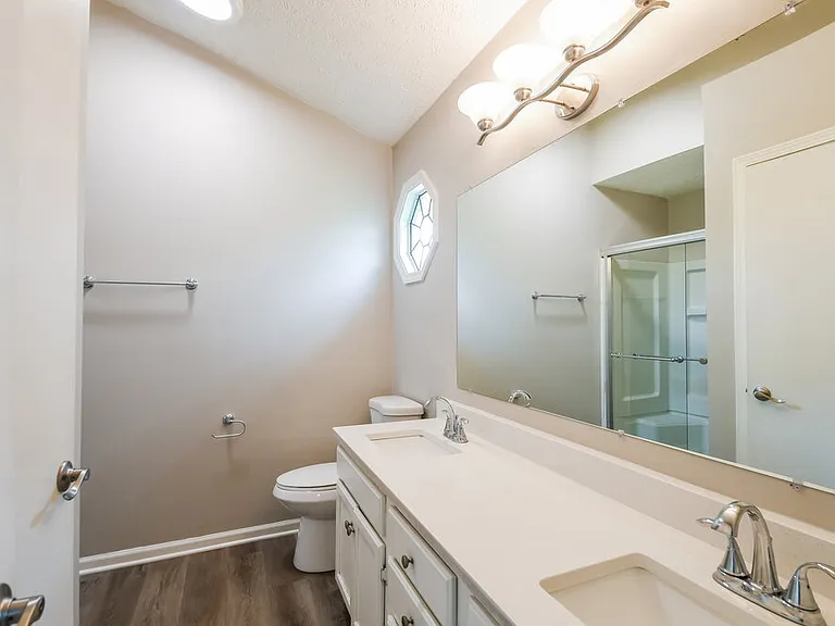 5453 Vicksburg Dr — Photo 11
