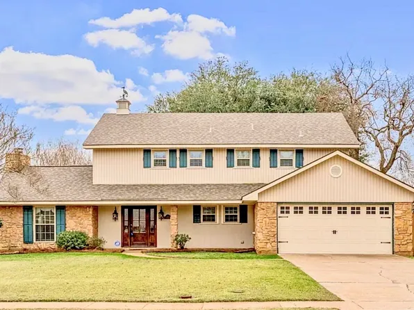 520 Northpark Dr, Bossier City, LA 71111