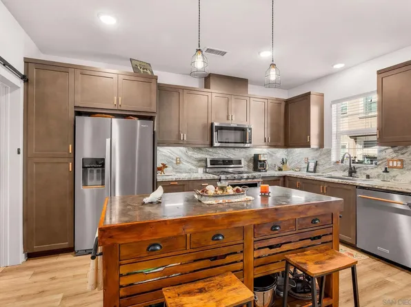 122 Diamante Rd, San Marcos, CA 92078