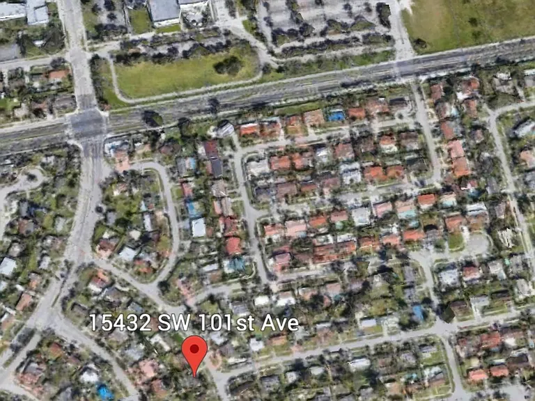15432 SW 101st Ave — Photo 2