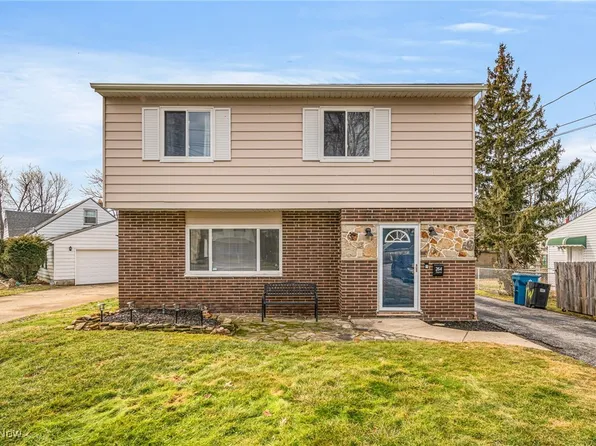 264 Traymore Blvd, Eastlake, OH 44095