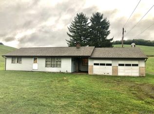 5883 Cortland Rd, Alum Bank, PA 15521