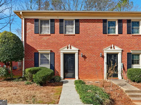 136 Sterling Ct, Alpharetta, GA 30004