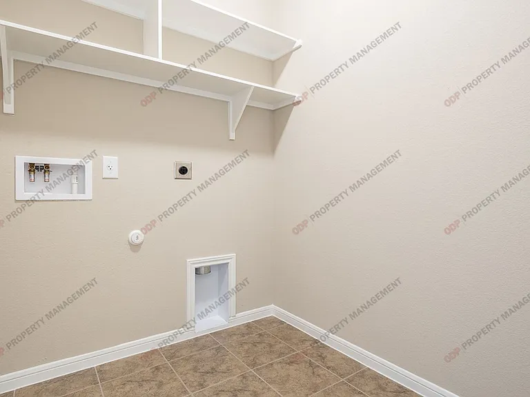 10206 Eaglefire Dr — Photo 17