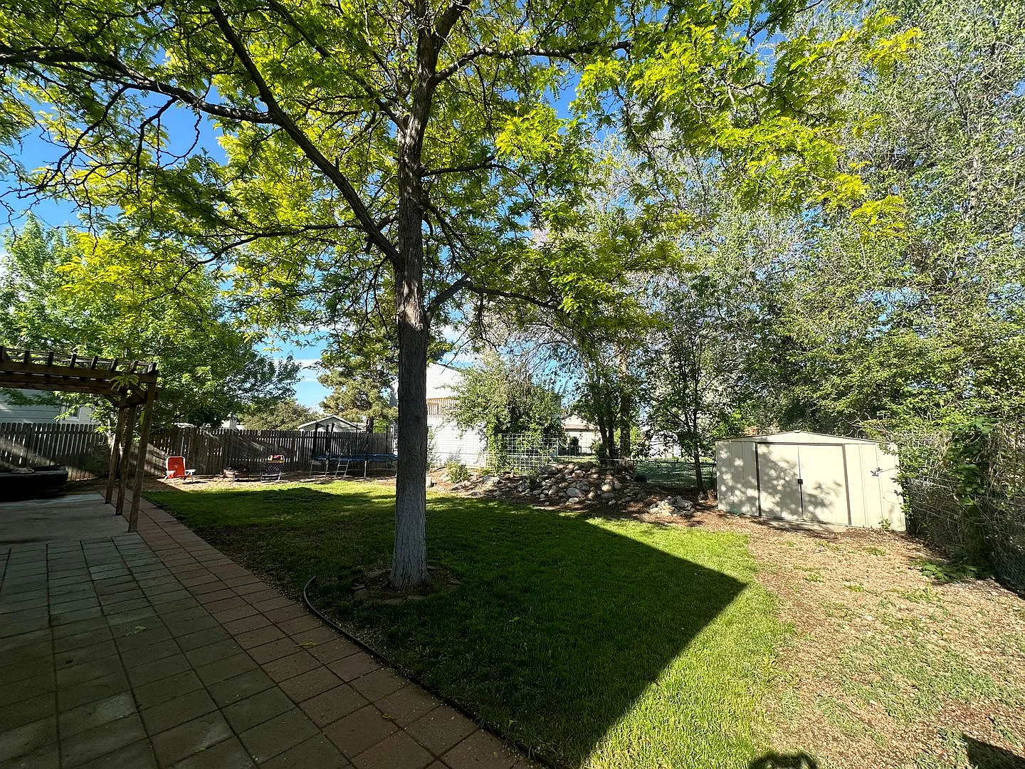 Nicely Updated 3BD 2Bath Near Downtown Windsor — Photo 4