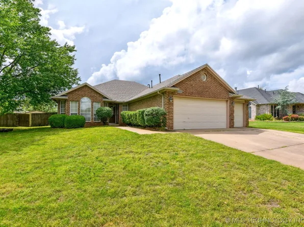 10716 S 83rd East Ave, Tulsa, OK 74133