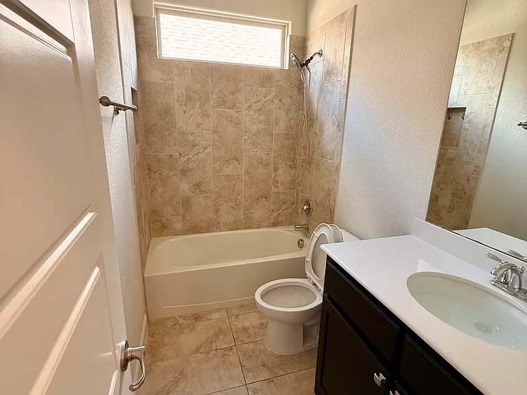 704 Boardwalk Way — Photo 27