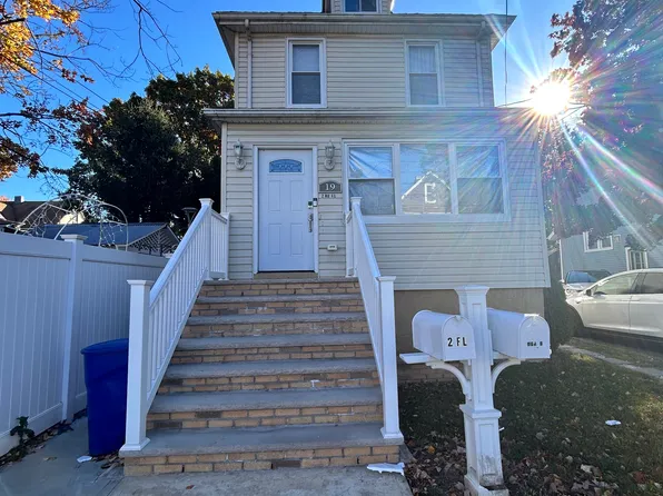 19 Oak St, Ridgefield Park, NJ