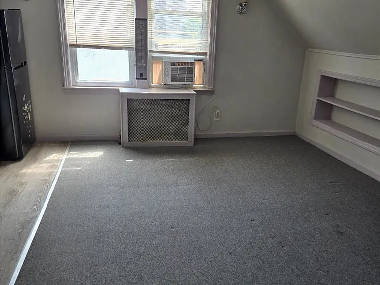 717 Henry St #2 — Photo 10