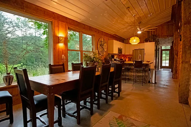 4 bed, 1750 sqft, $1,600 — Photo 2