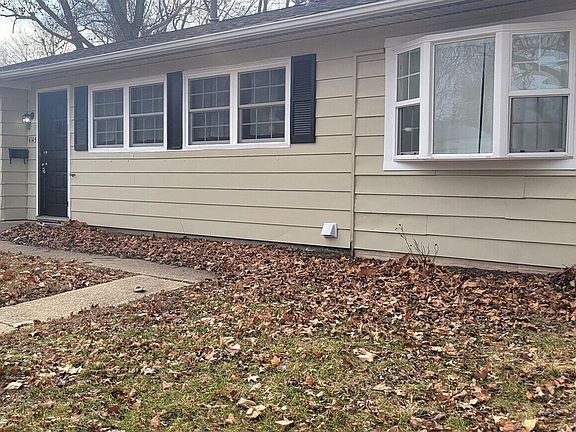 2nd image of 4145 Camelot Dr