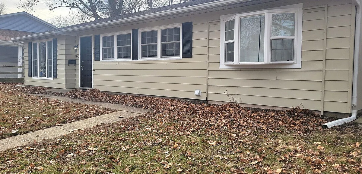 Building Photo - 4145 Camelot Dr