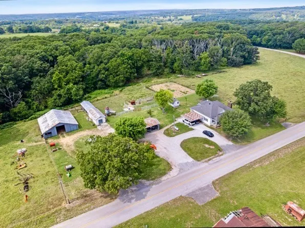 17273 London Rd, Garfield, AR 72732