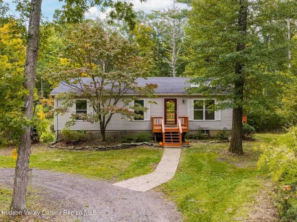 41 Dooley Drive, Saugerties, NY 12477