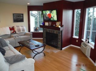 20070 Larkspur Ln APT 66, West Linn, OR