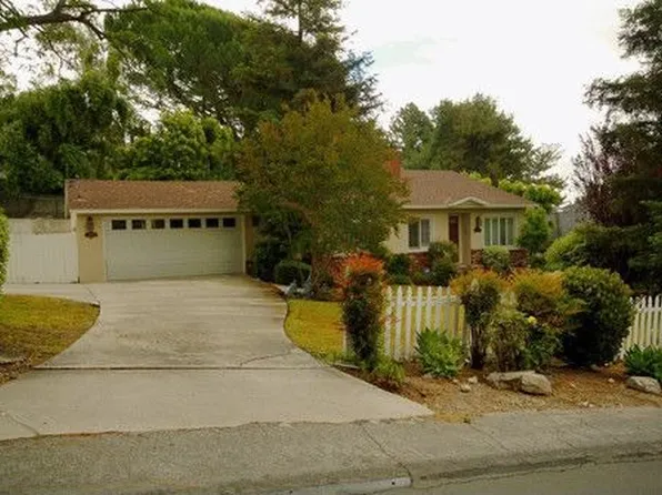 5118 Glenwood Ave, La Crescenta, CA 91214