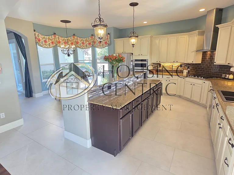 1323 Souza Dr — Photo 9
