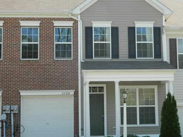 2130 Red Fox Dr, Hummelstown, PA 17036