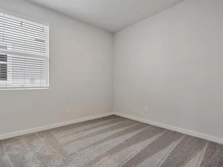 212 Bendecido Loop — Photo 11