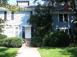 1st image of 341 E 2nd St