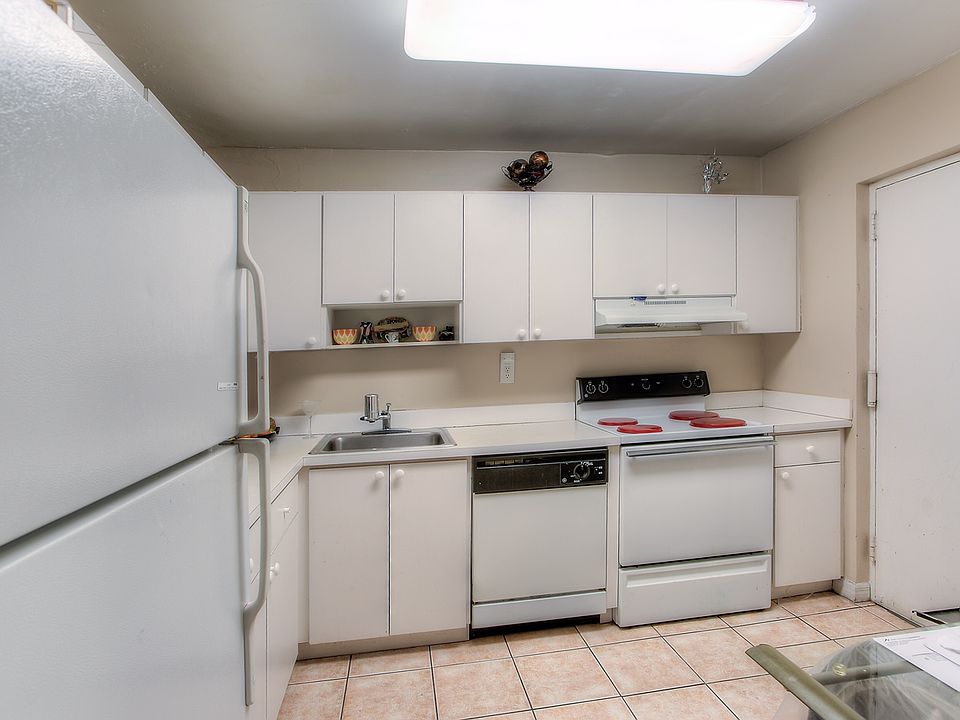 2nd image of 7430 Miami Lakes Dr #109