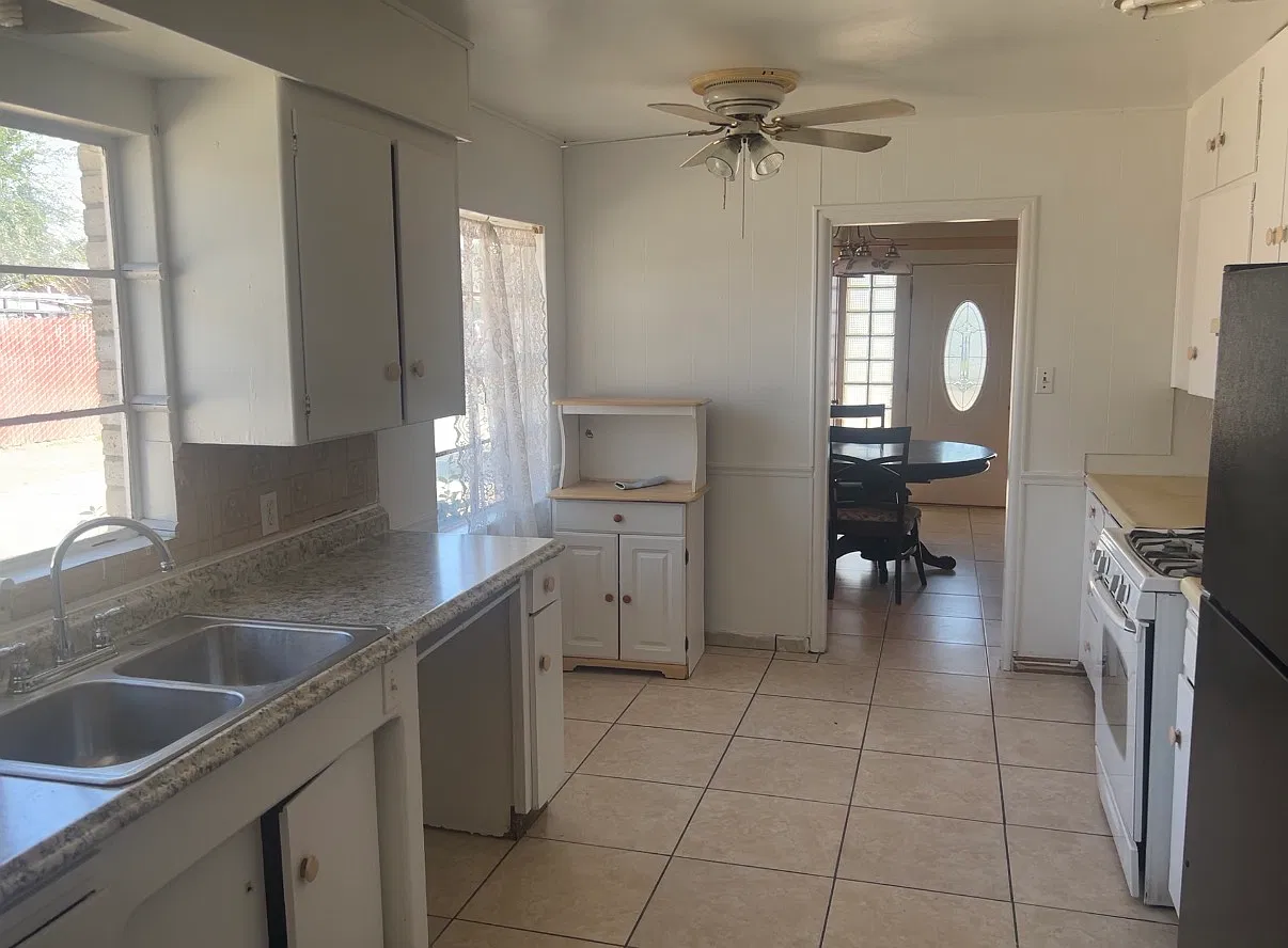 3 bed, 1517 sqft, $1,700 — Photo 3