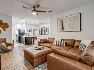 1038 Story Book Ln, Weatherford, TX, 76086