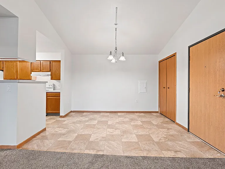 Chestnut Ridge Apartments — Photo 6