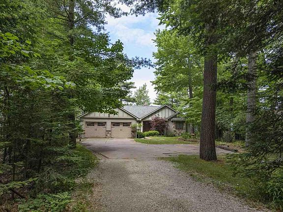 4th image of 221 N Golden Beach Dr