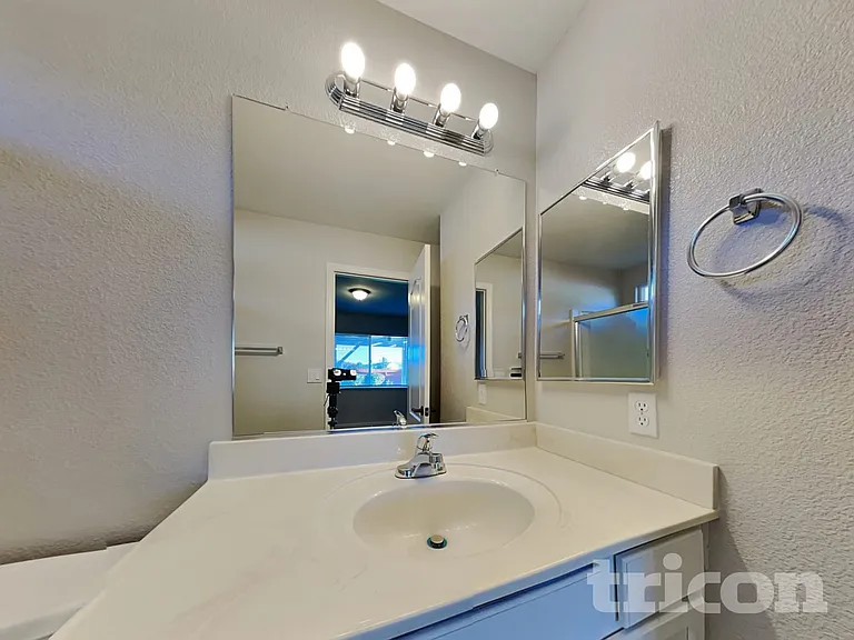 17700 Smoketree Ct — Photo 8
