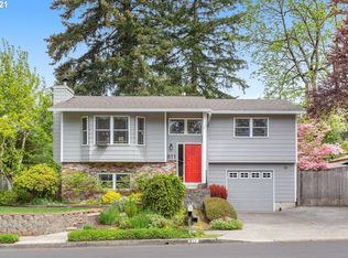 611 SE 8th St, Gresham, OR 97080