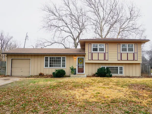 7300 W Warren St, Wichita, KS 67212