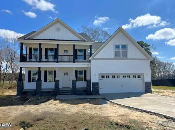 826 Olive Branch Dr, Smithfield, NC 27577