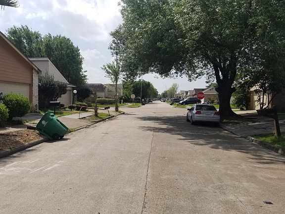 4th image of 6431 Briar Terrace Dr