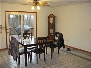 3rd image of 256 Henderson Ln