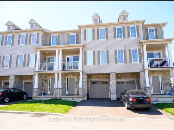 31 Cleland Ave, Hamilton, ON L9K 0J9