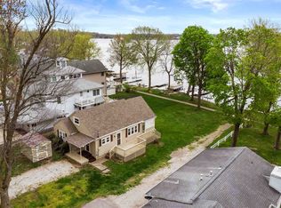 8411 E Wade Ln, North Webster, IN