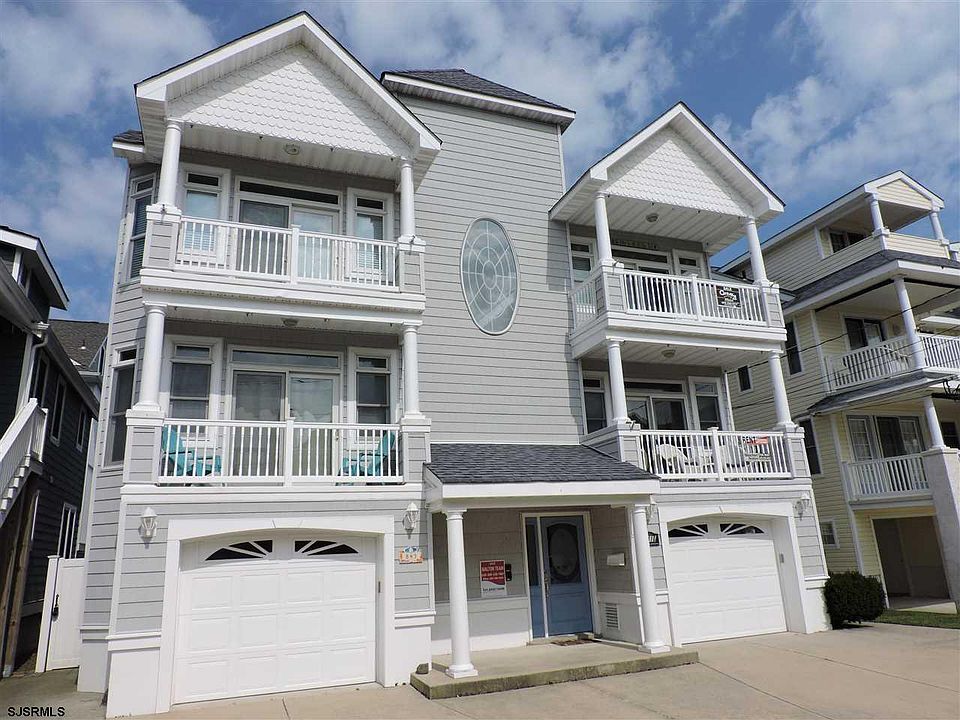 1st image of 843 3rd St Unit 2