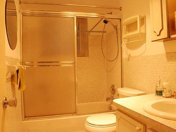 5th image of 12590 NE 16th Ave APT 510