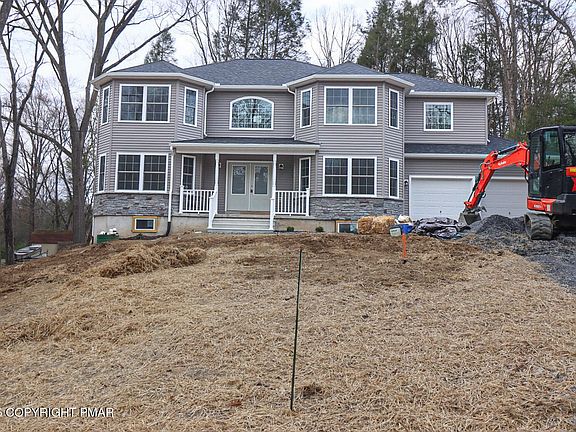 2nd image of 179 Wilbur Bloom Blvd