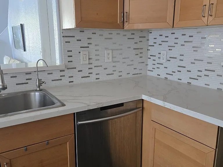 6905 Coral Rock Dr — Photo 9