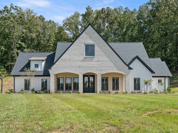 345 Jacobs Loop, Trussville, AL 35173