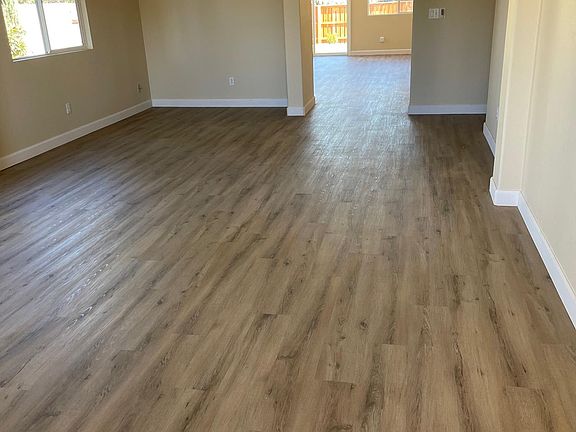 2nd image of 4025 Lochaber Dr