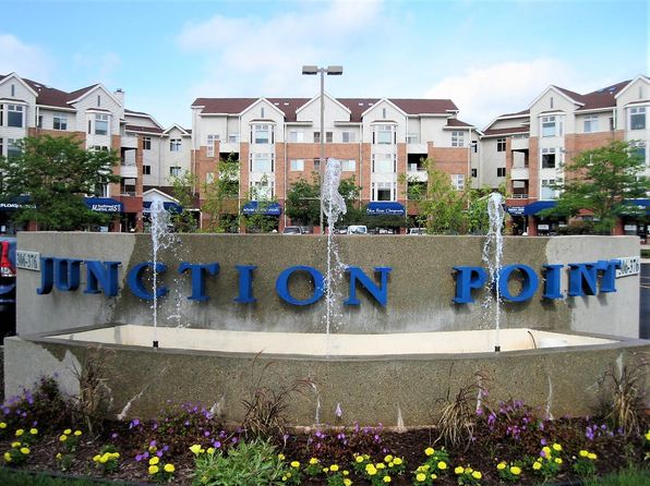 301 Harbour Town Dr APT 318