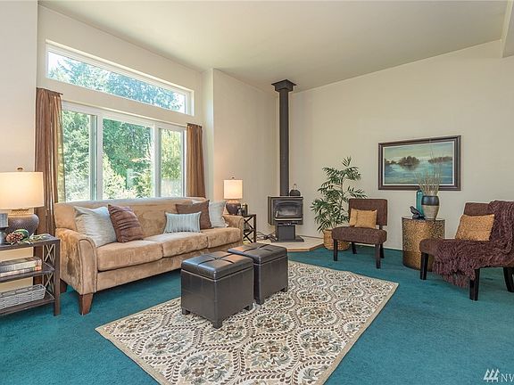 5th image of 321 E Buckboard Dr