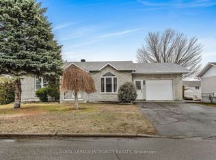 84 Lalande Cres, Alfred And Plantagenet, ON K0B 1A0