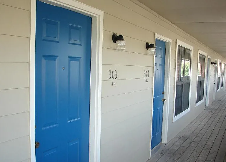 Shannon Plaza Apartments — Photo 8