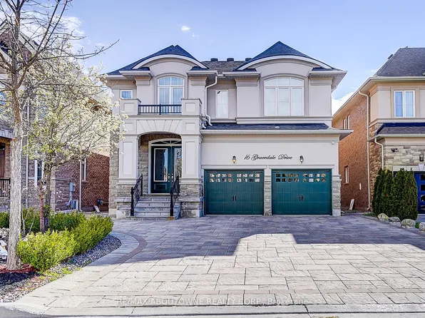 16 Gracedale Dr, Richmond Hill, ON L4C 0Y3