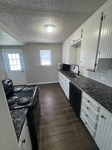 2 bed, 1225 sqft, $1,400 — Photo 2